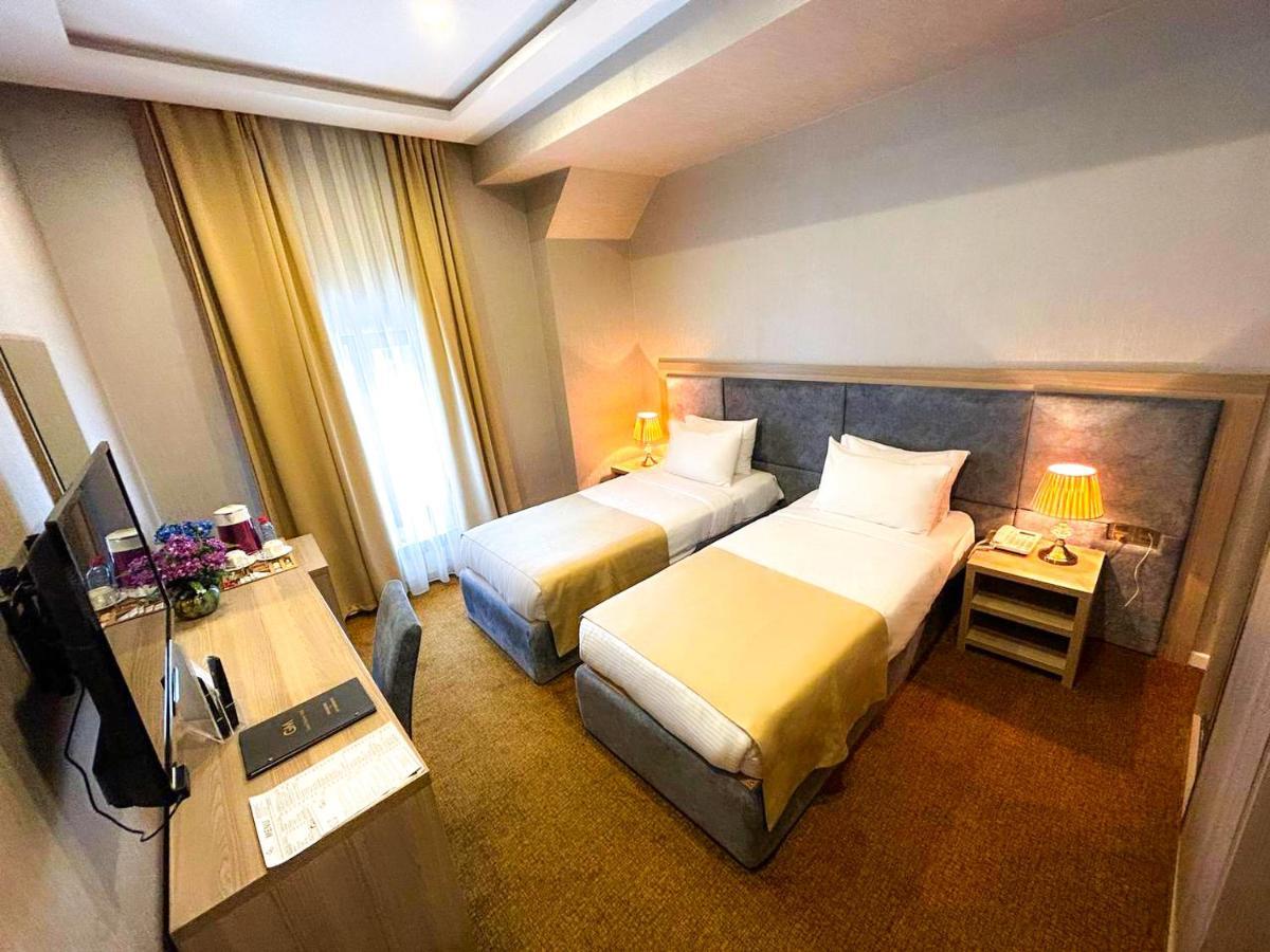 Grand Midway Hotel Baku Exterior photo
