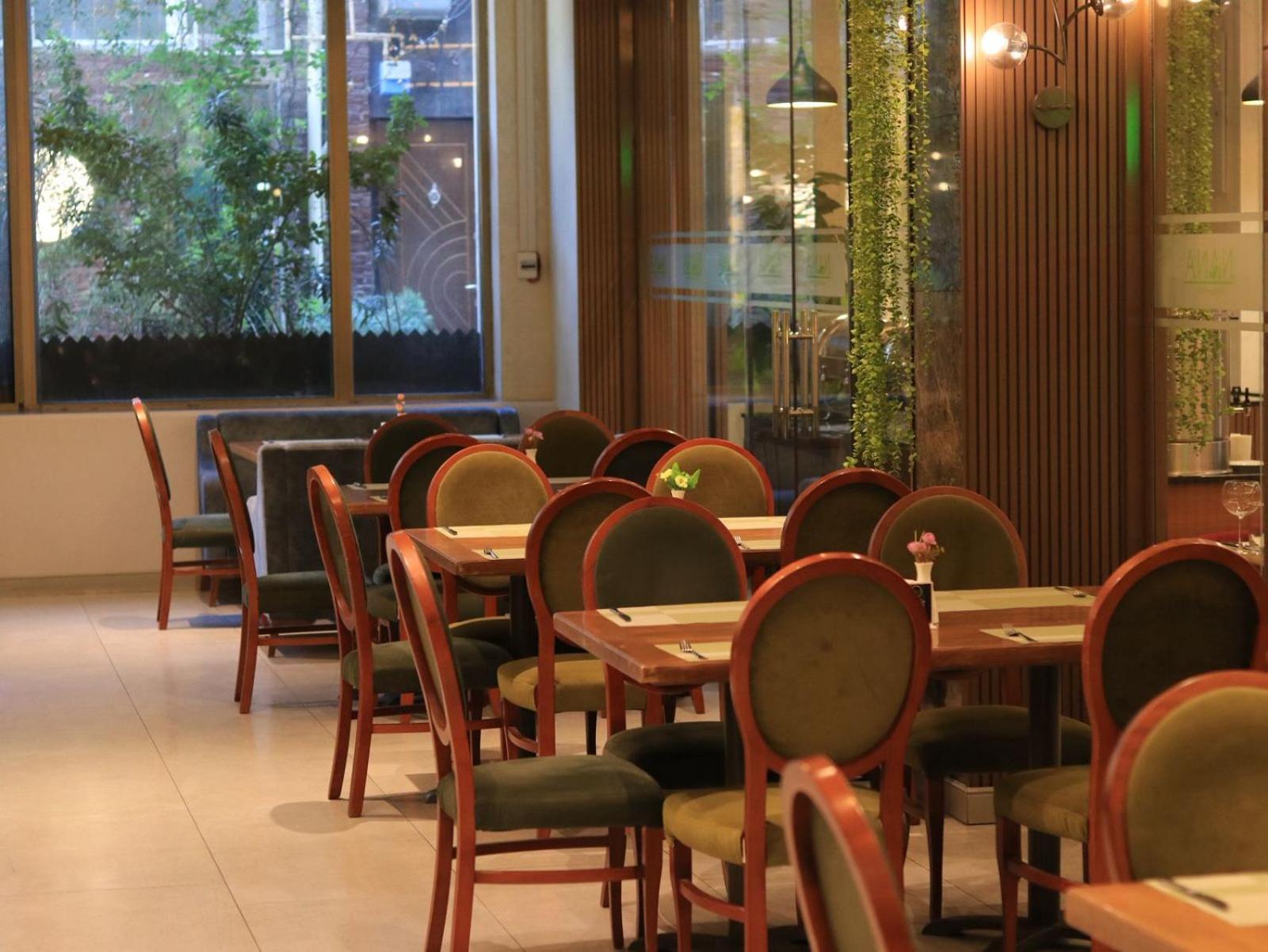 Grand Midway Hotel Baku Exterior photo